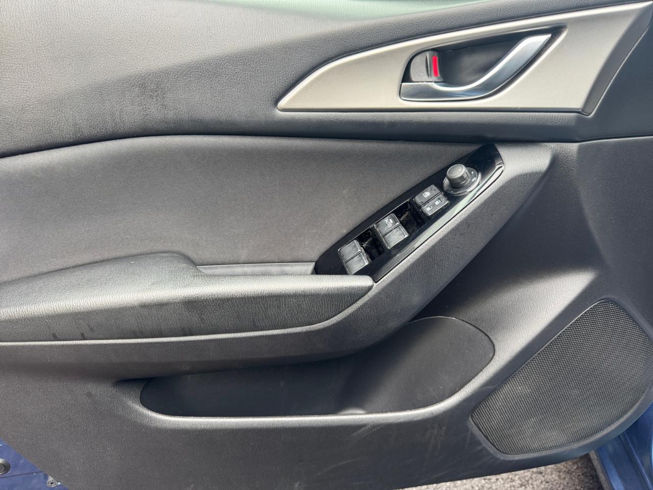 Mazda Mazda3 4-Door Sport Auto 2018