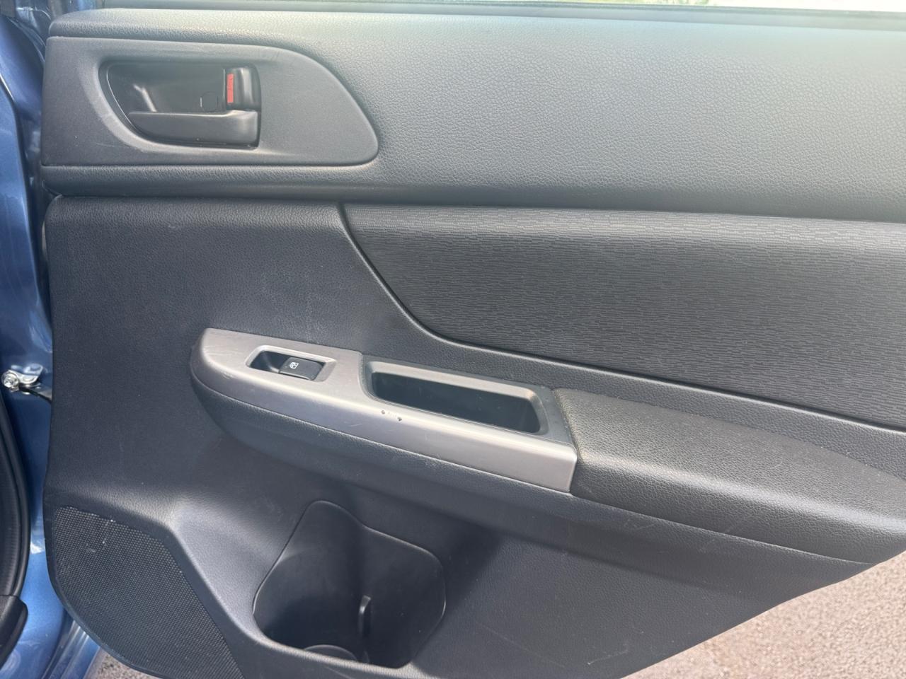 Subaru Impreza Wagon 5dr CVT 2.0i 2016