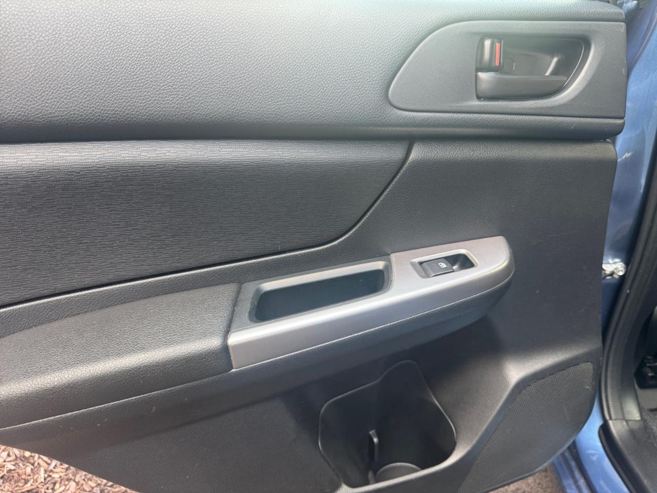 Subaru Impreza Wagon 5dr CVT 2.0i 2016