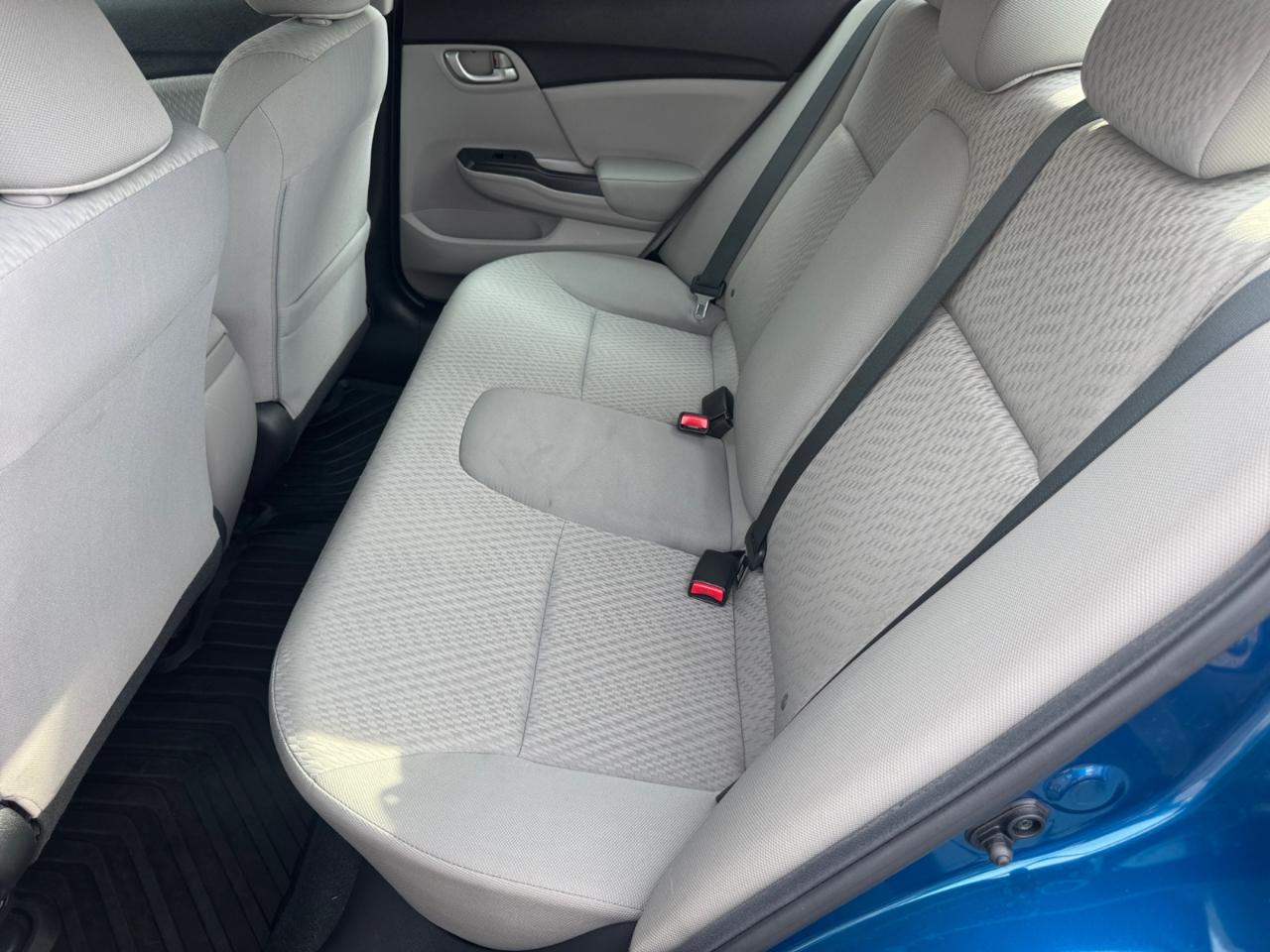 Honda Civic Sedan 4dr CVT LX 2015