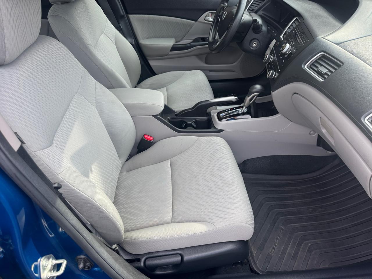 Honda Civic Sedan 4dr CVT LX 2015