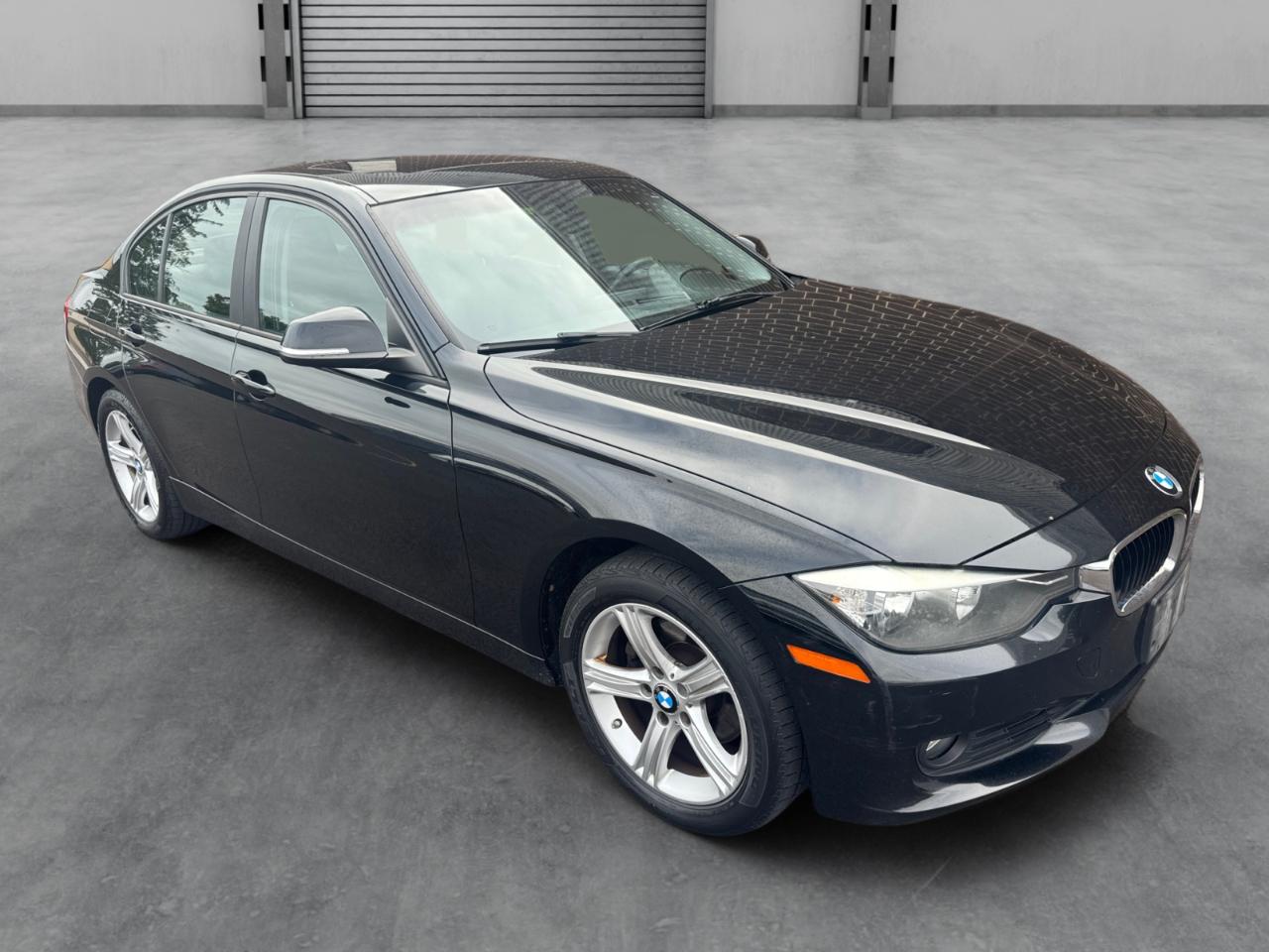 BMW 3 Series 4dr Sdn 328i xDrive AWD SULEV 2015