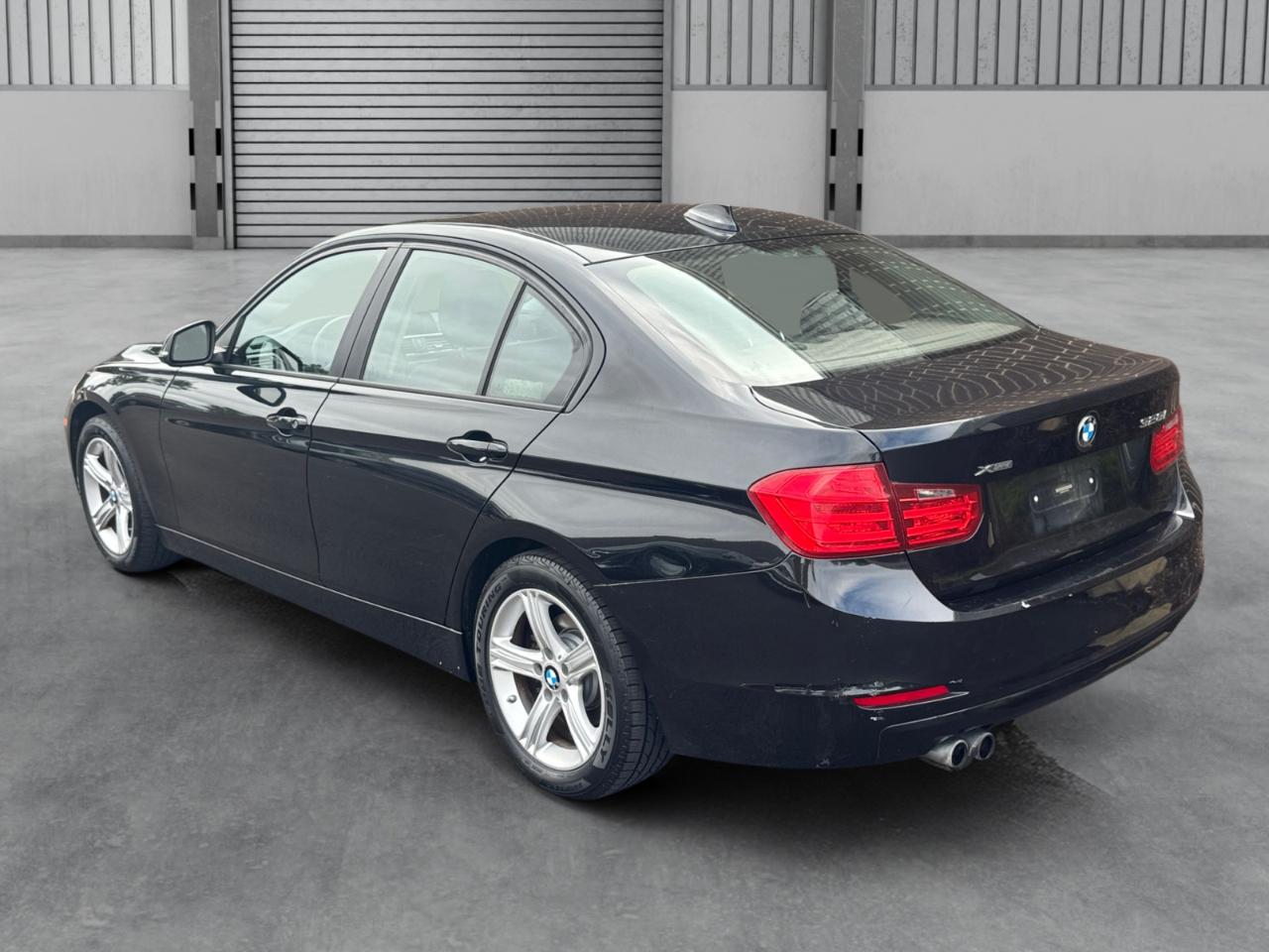 BMW 3 Series 4dr Sdn 328i xDrive AWD SULEV 2015