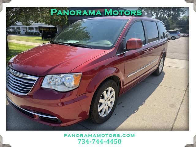 2015 Chrysler Town & Country Touring