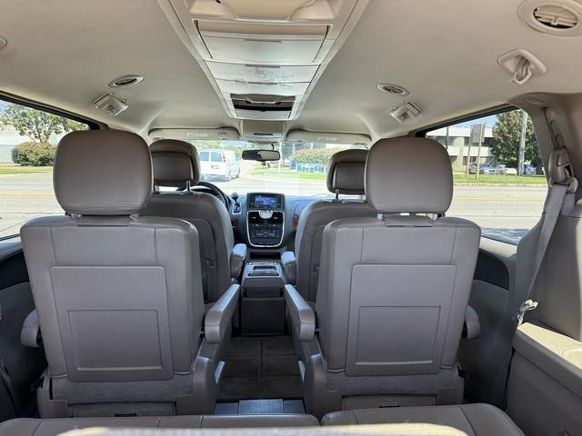 Chrysler Town & Country Touring 2015