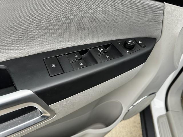 2008 Saturn Vue XE photo 15