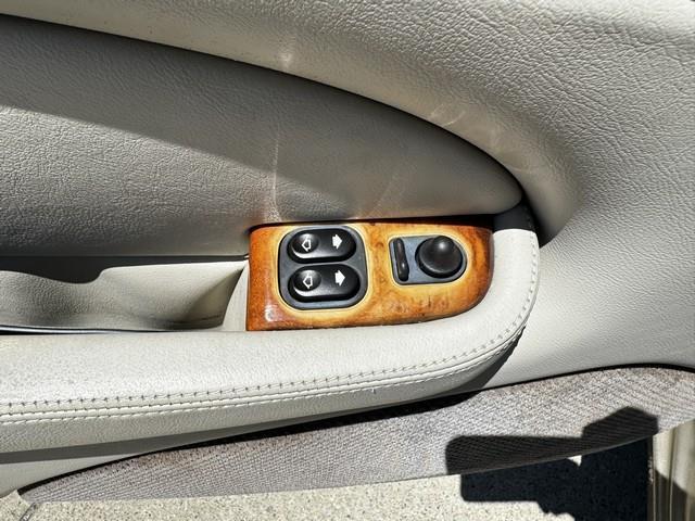 Jaguar XK8 Convertible 2000