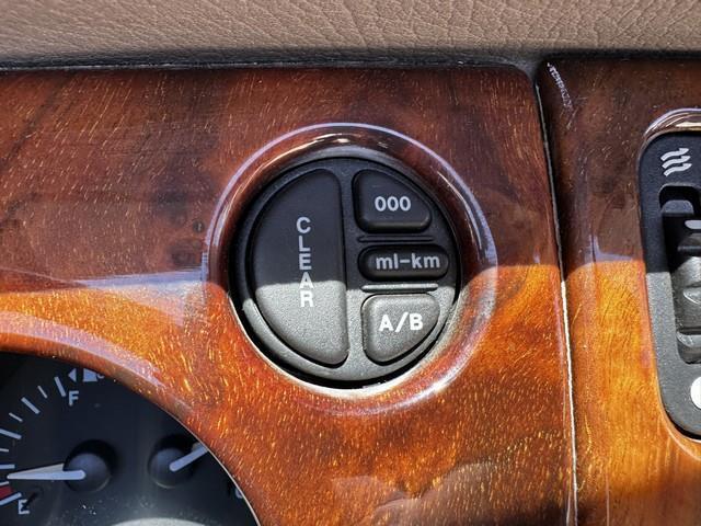 Jaguar XK8 Convertible 2000