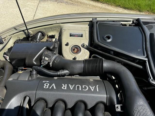 Jaguar XK8 Convertible 2000