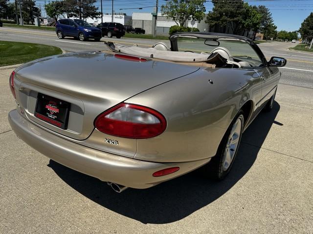 Jaguar XK8 Convertible 2000
