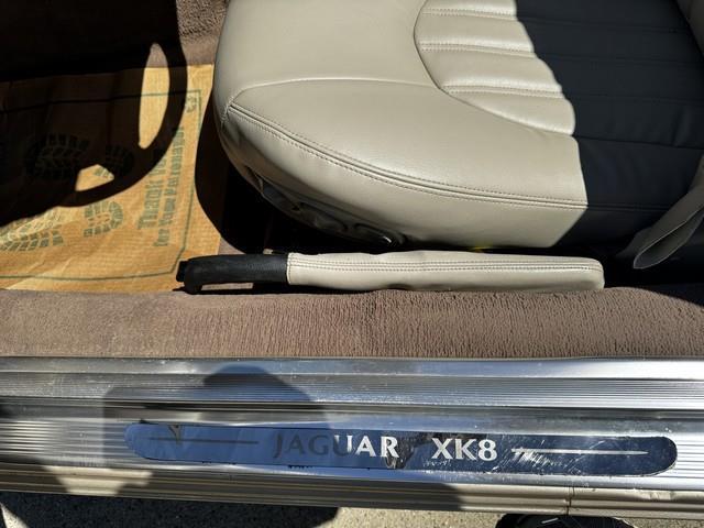 Jaguar XK8 Convertible 2000