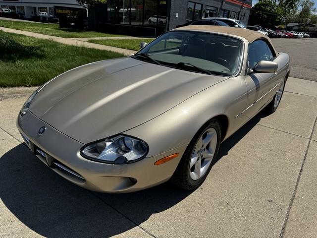 Jaguar XK8 Convertible 2000