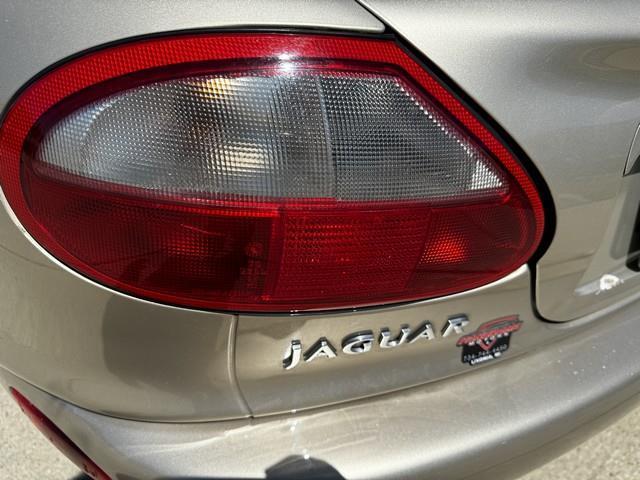 Jaguar XK8 Convertible 2000