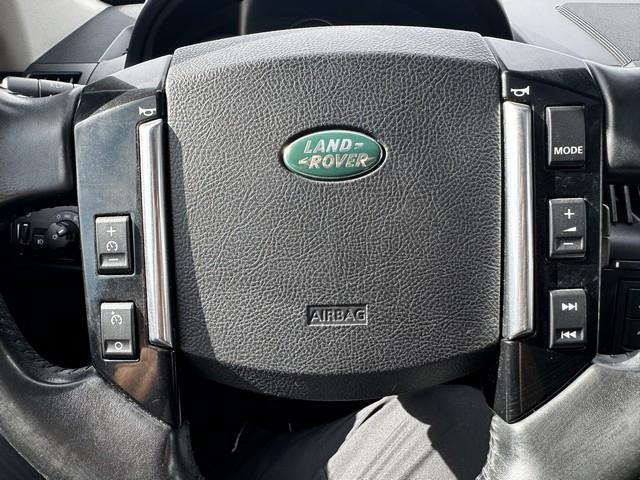 2011 Land Rover LR2 HSE photo 18