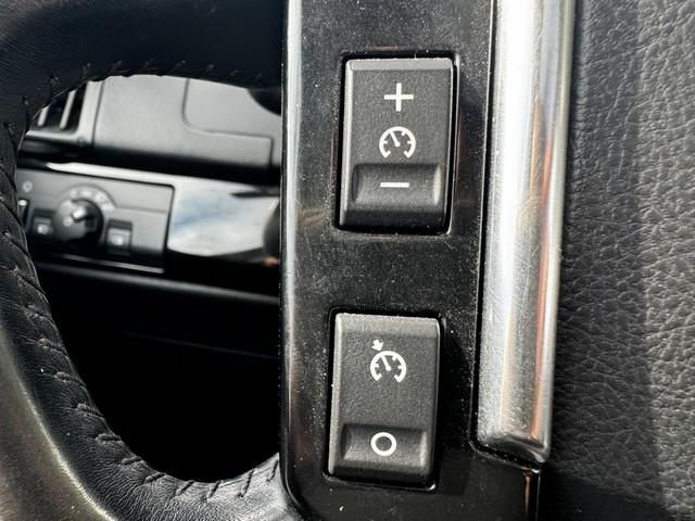 2011 Land Rover LR2 HSE photo 42