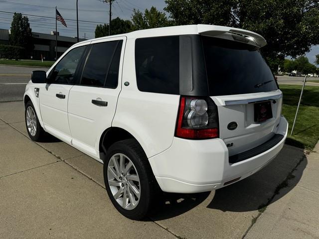 Land Rover LR2 HSE 2011