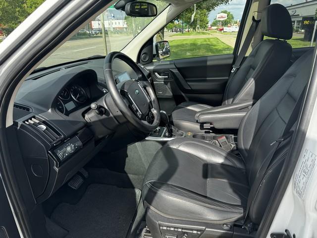 Land Rover LR2 HSE 2011