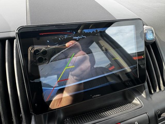 Land Rover LR2 HSE 2011