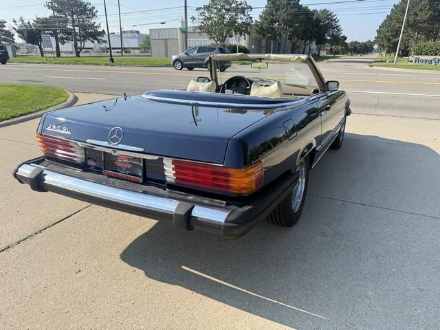 Mercedes-Benz 450 SL Convertible 1974 Mercedes-Benz 450 SL Convertible 1974