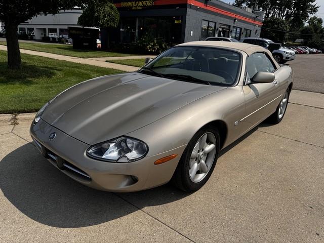 1998 Jaguar XK 8 Convertible photo 44