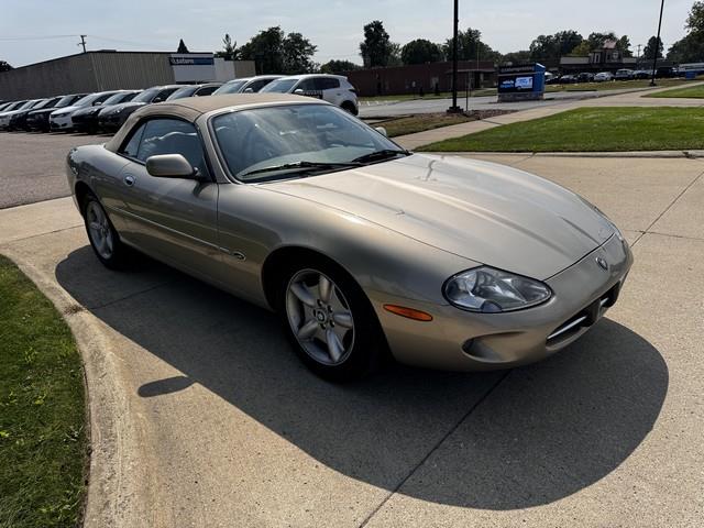 1998 Jaguar XK 8 Convertible photo 46