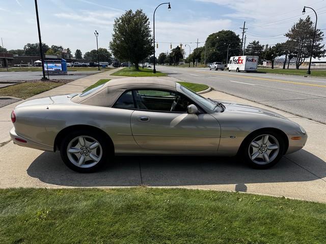 1998 Jaguar XK 8 Convertible photo 47