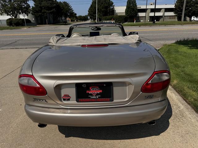 Jaguar XK8 Convertible 1998
