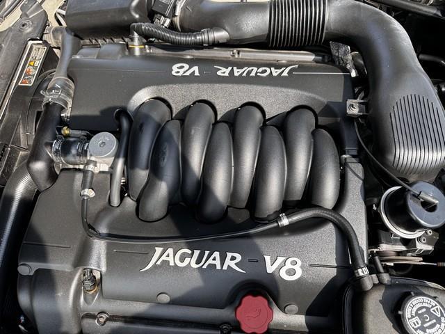 Jaguar XK8 Convertible 1998