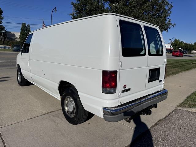 Ford Econoline E250 2002 Ford Econoline E250 2002