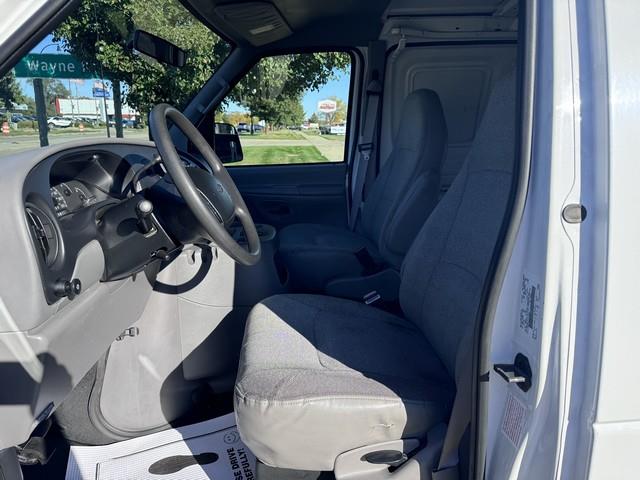 Ford Econoline E250 2002 Ford Econoline E250 2002