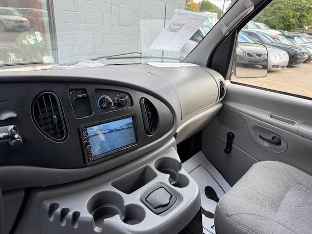 Ford Econoline E250 2002 Ford Econoline E250 2002