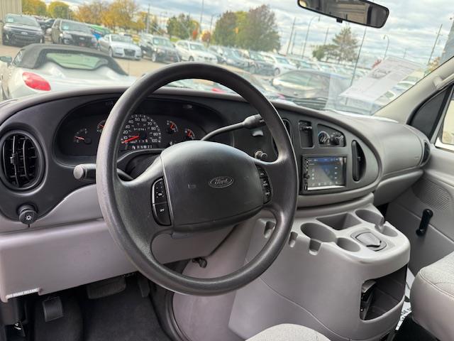 Ford Econoline E250 2002 Ford Econoline E250 2002