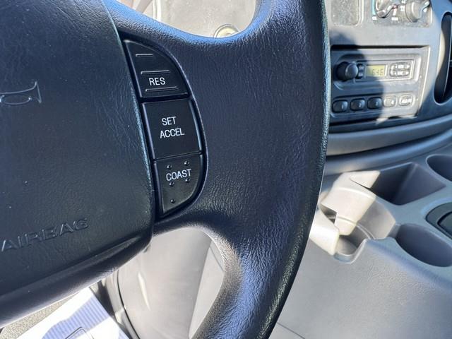 Ford Econoline E250 2002 Ford Econoline E250 2002