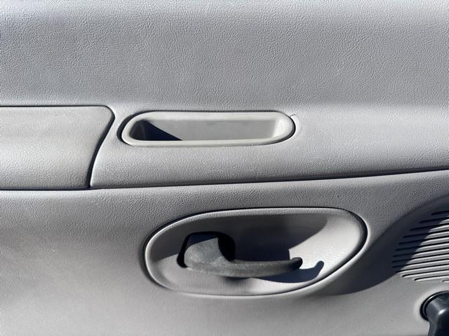 Ford Econoline E250 2002 Ford Econoline E250 2002