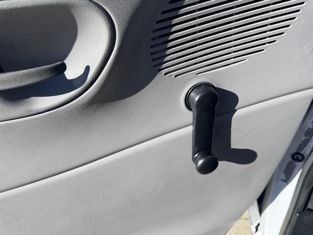 Ford Econoline E250 2002 Ford Econoline E250 2002