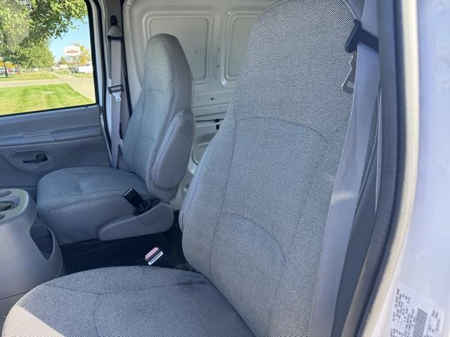 Ford Econoline E250 2002 Ford Econoline E250 2002