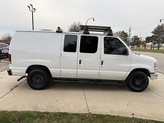 2014 Ford E-250 photo 3