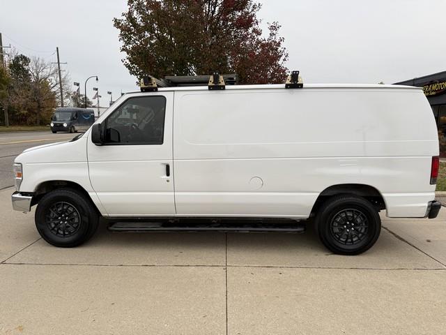 2014 Ford E-250 photo 7