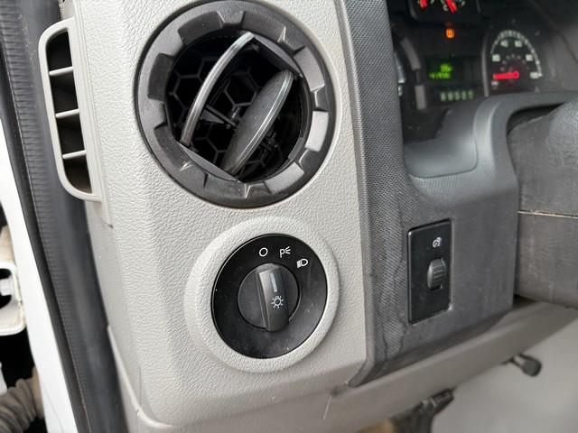2014 Ford E-250 photo 11