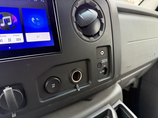2014 Ford E-250 photo 23