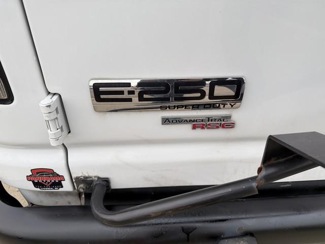 2014 Ford E-250 photo 33