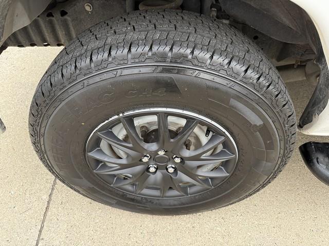 2014 Ford E-250 photo 40