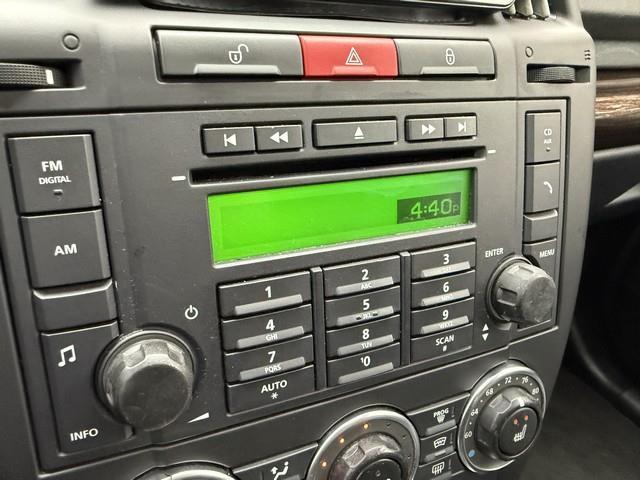 Land Rover LR2 HSE 2011