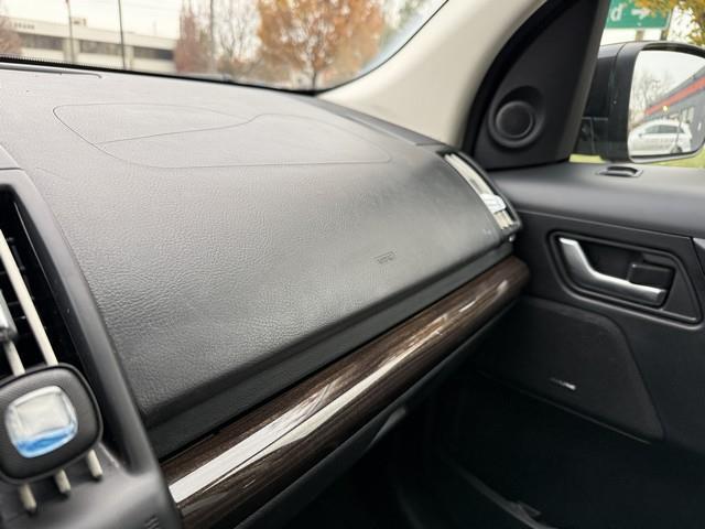 Land Rover LR2 HSE 2011