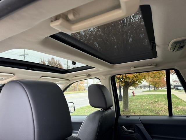 Land Rover LR2 HSE 2011