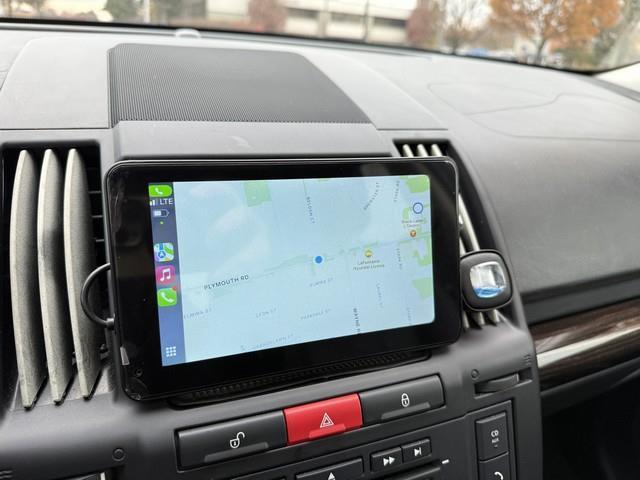 Land Rover LR2 HSE 2011