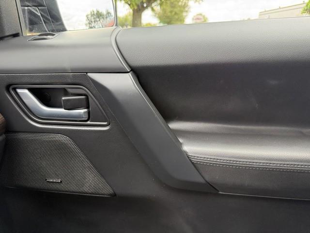 Land Rover LR2 SE 2015