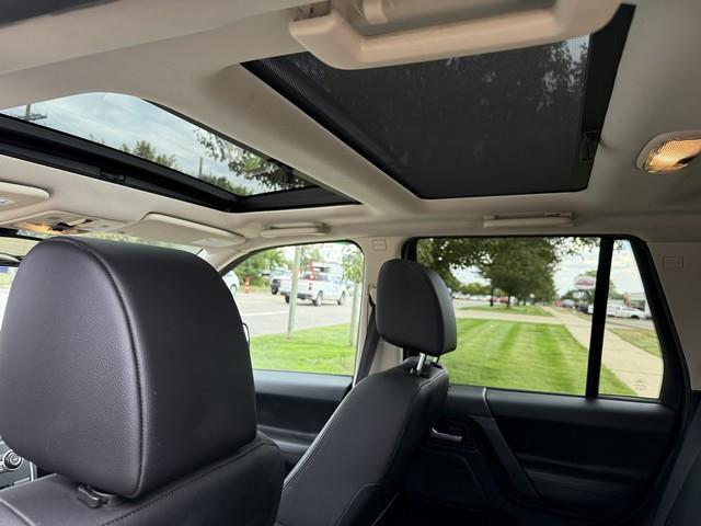 Land Rover LR2 SE 2015