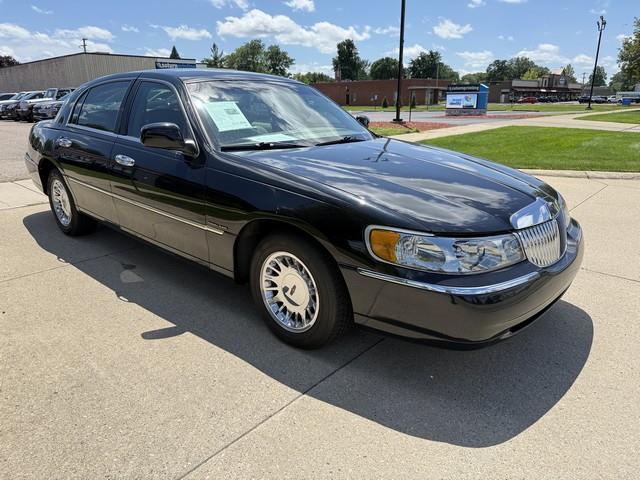 Lincoln Town Car Cartier 2001