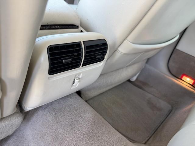 Lincoln Town Car Cartier 2001